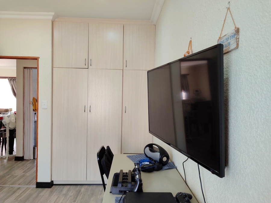 2 Bedroom Property for Sale in Doringkruin North West